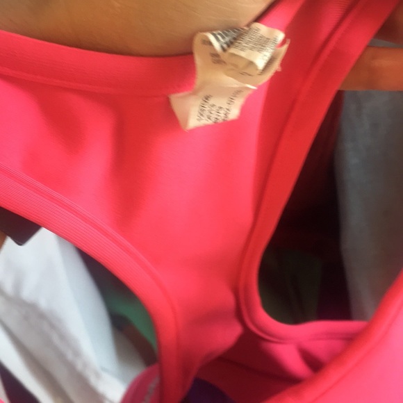 Pink Under Armour sports bra. Open to offers - Picture 3 of 3